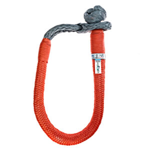 Heavy duty towing shackle